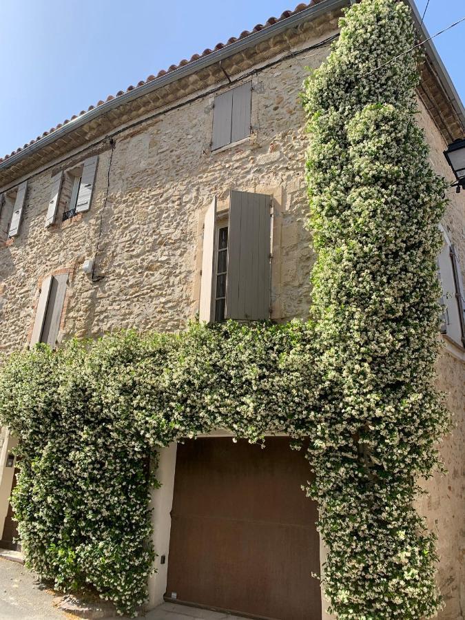 Bed and Breakfast Un soir sous les étoiles Châteauneuf-de-Gadagne Exterior foto
