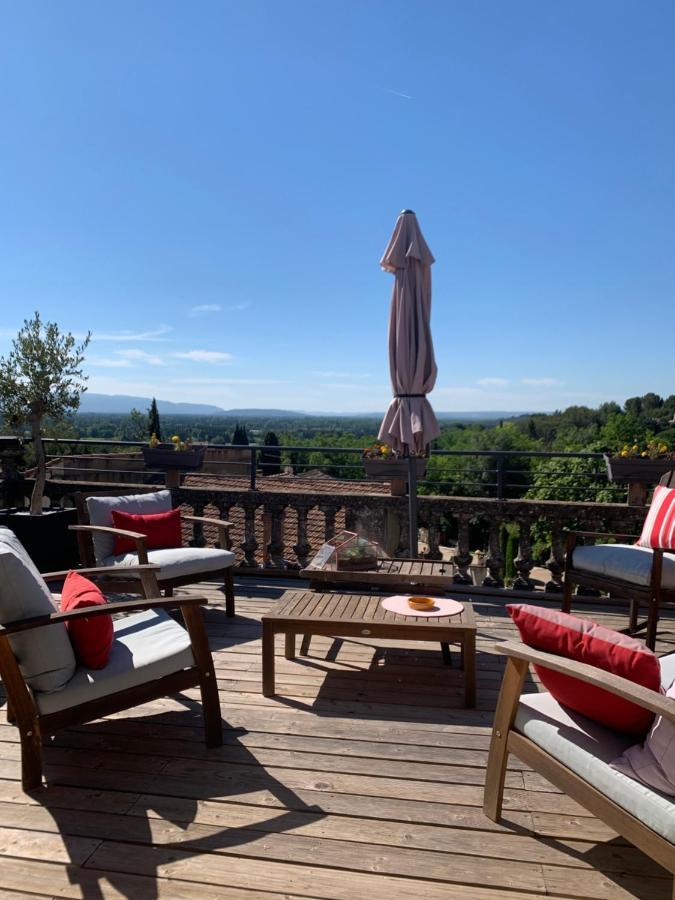 Bed and Breakfast Un soir sous les étoiles Châteauneuf-de-Gadagne Exterior foto